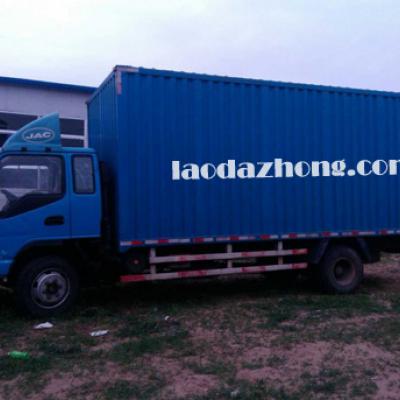 鷺江社區(qū)大貨車3噸黃牌6米8的廂式貨車